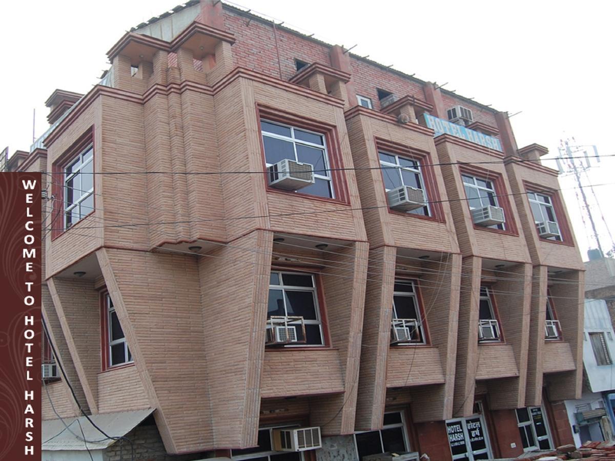 Harsh Hotel Suratgarh Luaran gambar