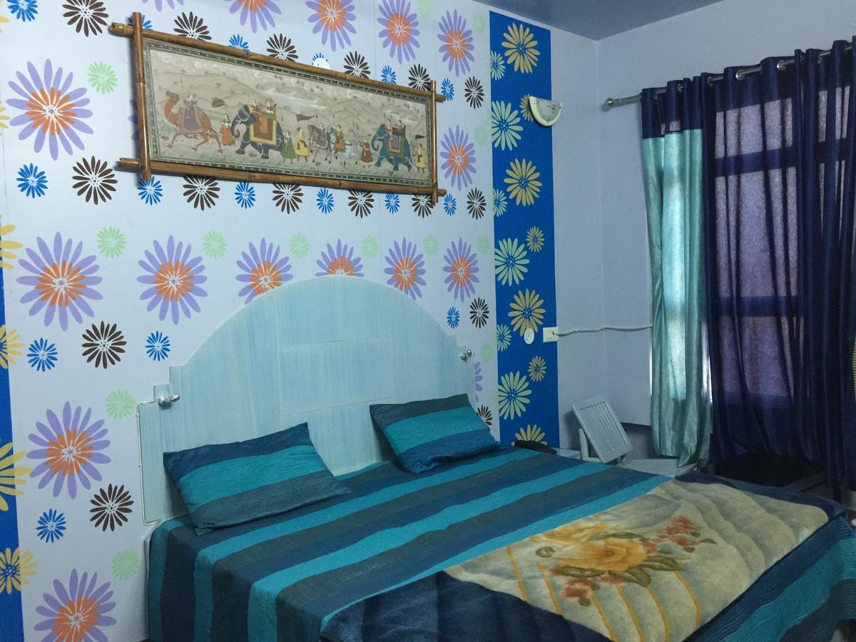 Harsh Hotel Suratgarh Luaran gambar